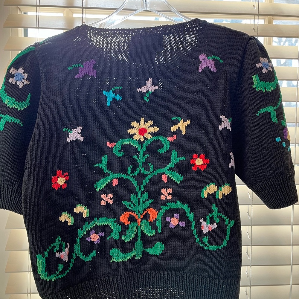 Ladies Handknit Berek spring sweater, small - Picture 3 of 11